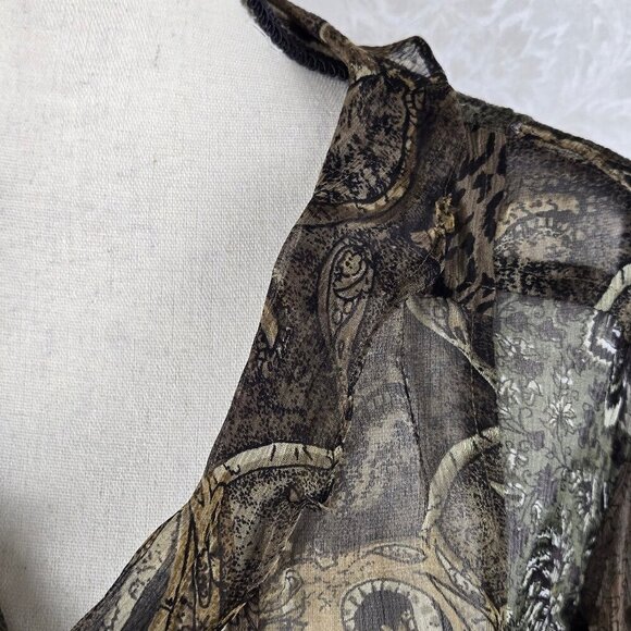 Chico's Size 2 (US Large) 100% Silk Animal Print Patchwork Blouse Ruffle Buttons - Picture 3 of 12